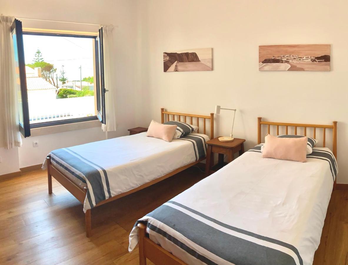 Colares Beach House, Pool Child Friendly Zewnętrze zdjęcie